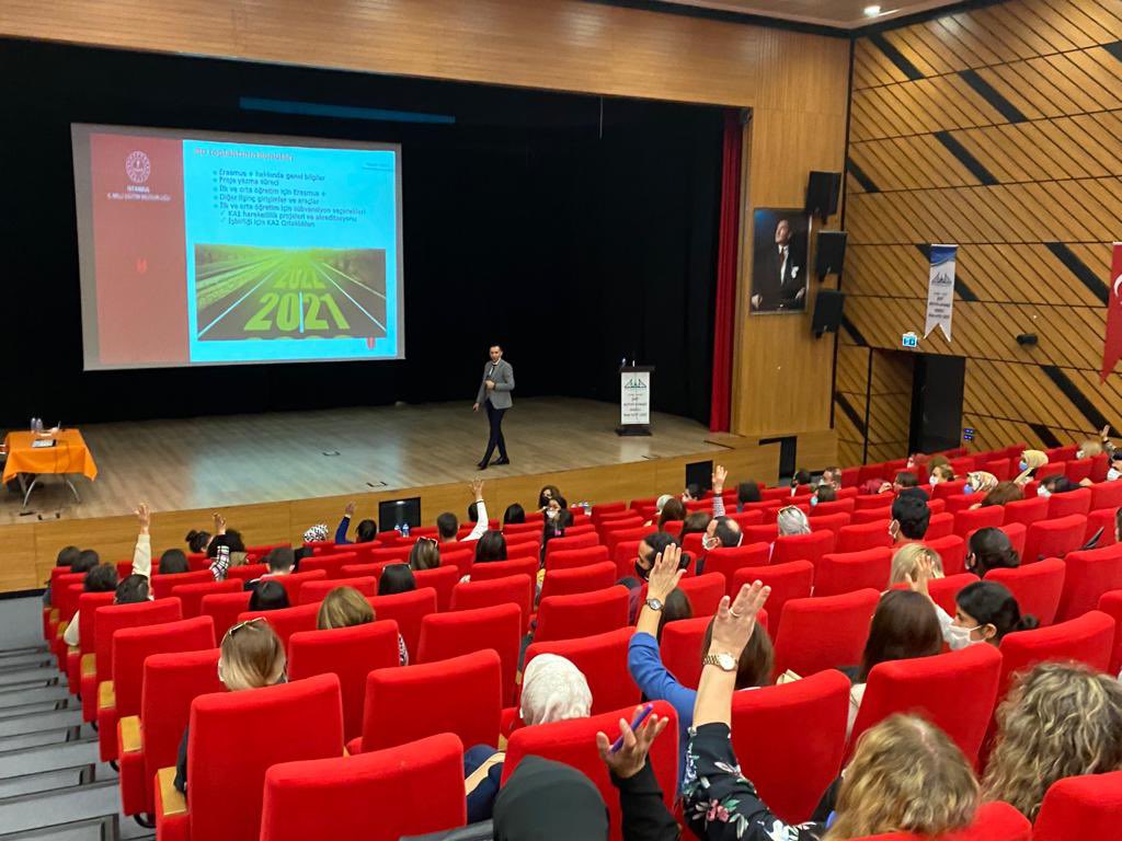 Anadolu yakasındaki öğretmenlerimize AB Erasmus Programı Farkındalık Eğitimi verildi🇹🇷🇪🇺 <a href="/tcmeb/">Millî Eğitim Bakanlığı</a> <a href="/istanbulilmem/">İstanbul İl Millî Eğitim Müdürlüğü</a> <a href="/memleventyazici/">Levent Yazıcı</a> <a href="/ist_arge/">İSTANBUL MEM AR-GE</a> <a href="/ulusalajans/">Türkiye Ulusal Ajansı 🇹🇷 Turkish NA</a>