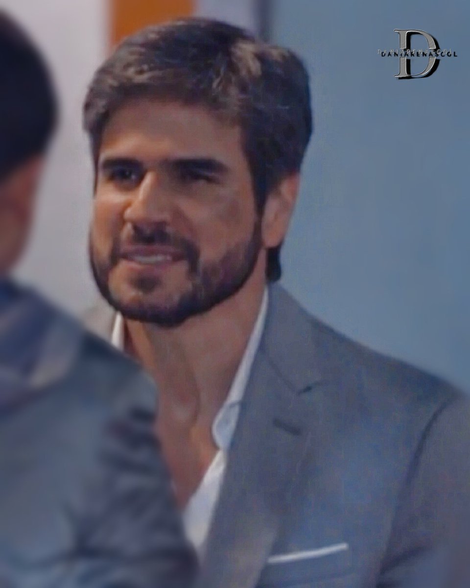 DaniArenasCol's tweet photo. #FelizViernesATodos #3Parte #FotoCapturas
#MejoresMomentos #AlbertoMuñozCano #DanielArenas @DanArenas #SOSMeEstoyEnamorando
@SOSenamorando
#Capitulo34 #ConLasEstrellas #Televisa #TelenovelasMexicanas #TeamDanielArenas #ViernesDeGanarSeguidores
😍🤤😘😎📸🆘️💘🎬3️⃣4️⃣📺✨🙏🏼 https://t.co/Prea7LXvv2