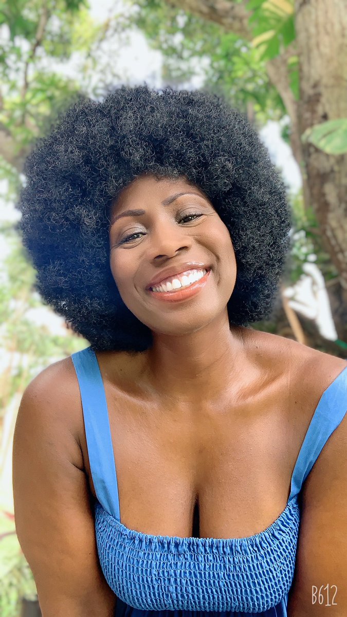 BirdysDaughter's tweet photo. Shop Jamaica Blue Mountain #Coffee & gourmet goods at #StacktMarket #Toronto
28 Bathurst Street
@BirdysDaughter is @ Stall #: C4
Market Hours:
•Friday - 6pm - 10pm https://t.co/03pZuSMbsu