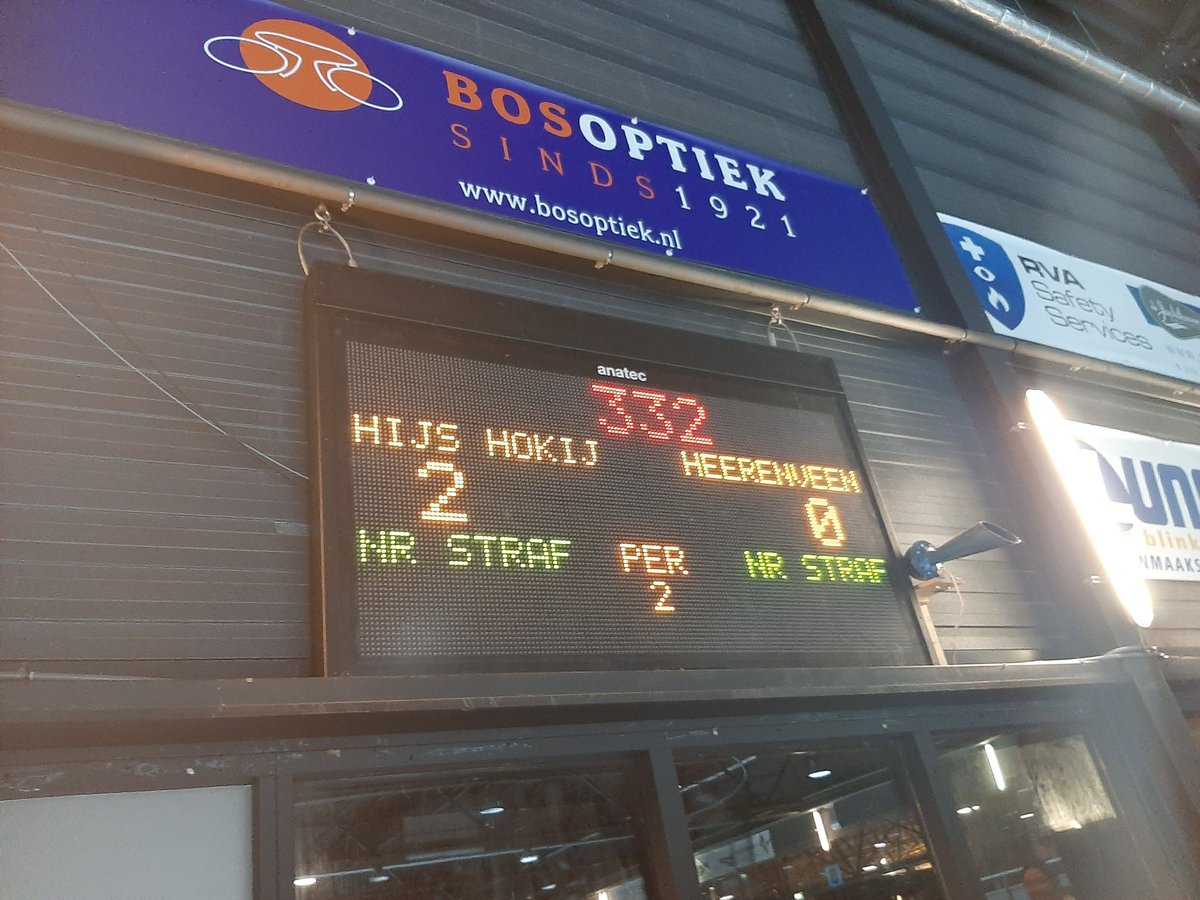 ArjenDubbelaar's tweet photo. Vanavond een mooie avond ijshockey! Na eerste periode 2 - 0. Hart voor Den Haag / Groep de Mos vindt Hijs Hokij / @HHokij wΓ©l belangrijk! Ook in het stadhuis.. ππ₯³ #HIJS https://t.co/vqqOVeIhO5