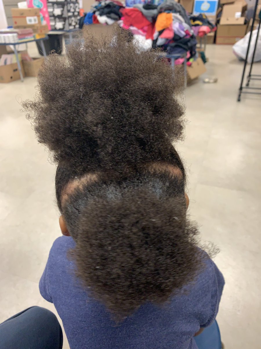 blcktherapist's tweet photo. We wraparound scholars in every way. Who’s next in the chair? @HISD_Wraparound https://t.co/DIbeP1Xt32