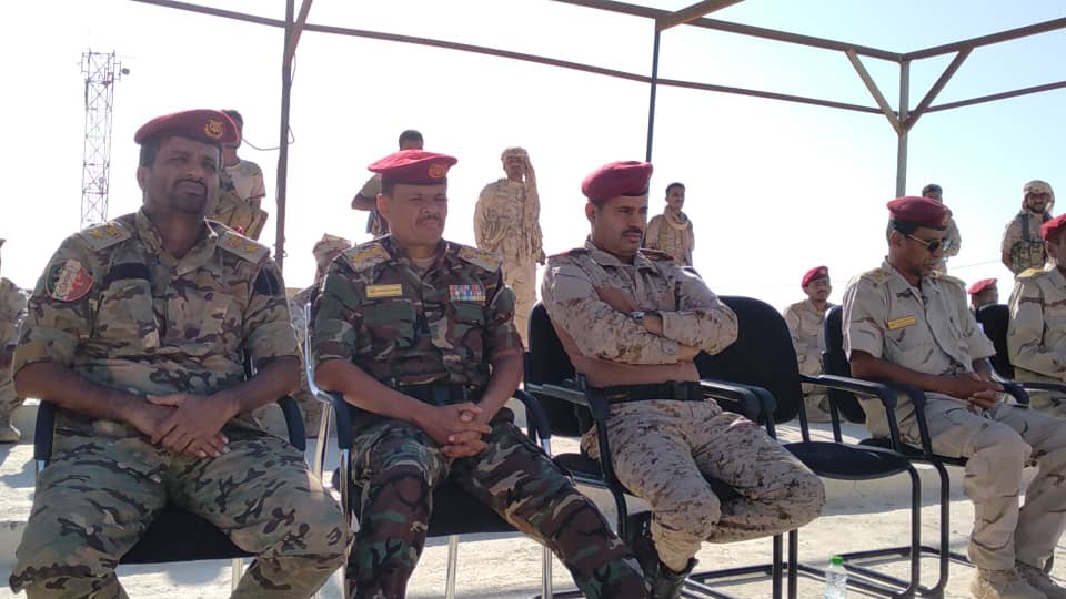 Shibam_Brigade's tweet photo. بعد انتهاء عملية الاستلام والتسيلم بين قيادة لواء شبام السابقة والجديدة..

منتسبي اللواء ينفذون عرضاً عسكرياً ويكرمون القيادة السابقة

دوعن/ توجيه لواء شبام:

https://t.co/TZ92Sa73n0 https://t.co/2QAp4CSom1