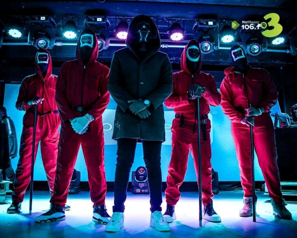 isaacmcblessedL's tweet photo. The Party Just started #TheSquid Edition on #NBSKatchUp just download 'Afro Mobile' App for all Content Party after Party. As we wait for the #JungleEdition on #nbssnl #Isaacmcblessed https://t.co/OsDx0DuDTp