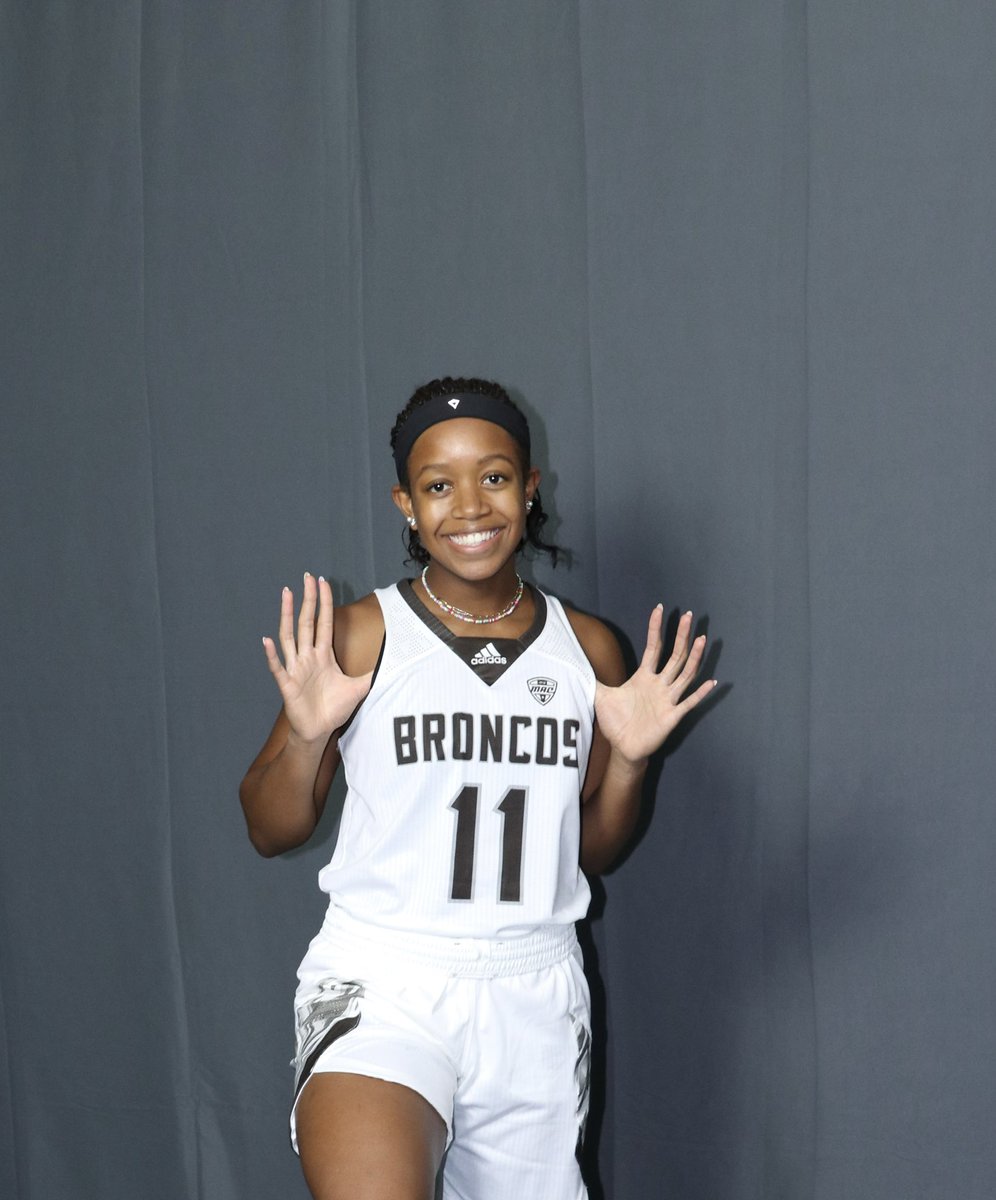 Thank you <a href="/WMU_WBB/">WMU Women's Basketball</a> for such a great unofficial! I had such a fun time talking to the staff and meeting the girls!