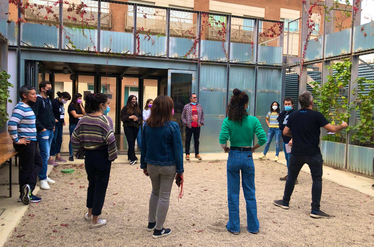 equitatorg's tweet photo. Tot a punt!
Donem la benvinguda al 4rt #EDhack, per liderar la #reusvolució dels joves de #Reus!
Per una ciutat més digital, inclusiva i transformadora.
16 hores de creativitat, col•laboració i utopies compromeses amb la comunitat.
#EDhackReus #hackató #civichackathon https://t.co/eOom8O1dQo