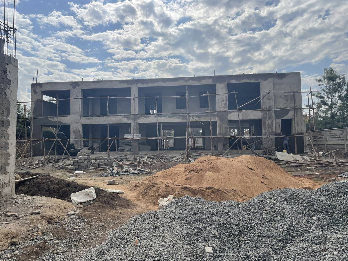 Mwangi_James_MJ's tweet image. Simplicity is the ultimate sophistication.
This townhouse is slowly taking shape.
#creatingbeautifulspaces
#TrustTheProcess