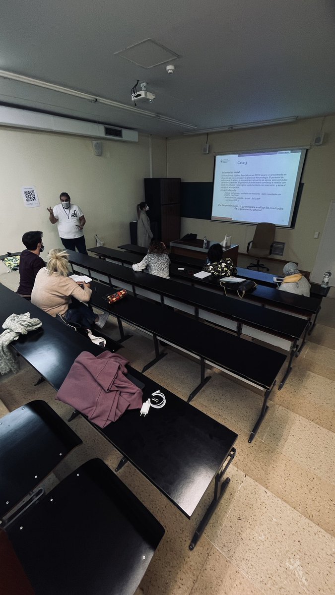 chuletadeosler's tweet photo. Seguimos en el curso para instructor fe soporte vital avanzado #Semfyc #ESVAP @guacsemfyc 🤙🏾 https://t.co/jW8bVRvLWa