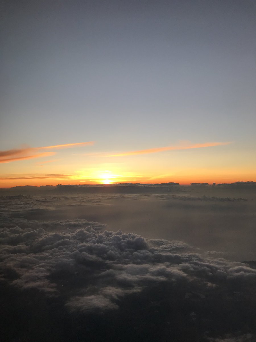 iree_02's tweet photo. el cielo es mágico ✨ https://t.co/daVCMHHaiE