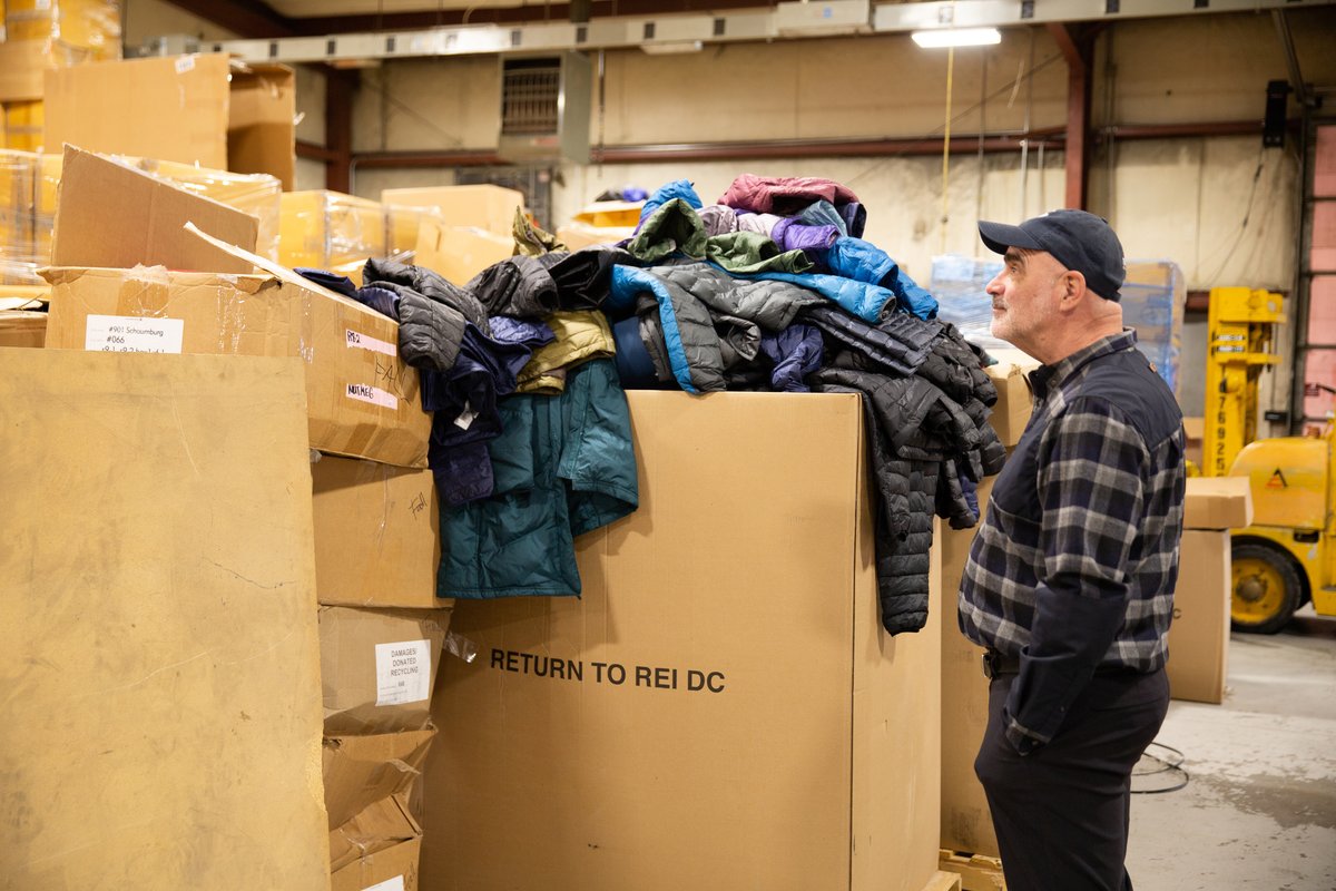 TERSUSSolutions's tweet image. We do the dirty work behind circular fashion.

Tersus’ waterless and dryerless cleantech  uses recycled liquid carbon dioxide. This helps us deliver a better performing, longer lasting garment while simultaneously reducing the environmental footprint of the textile industry.