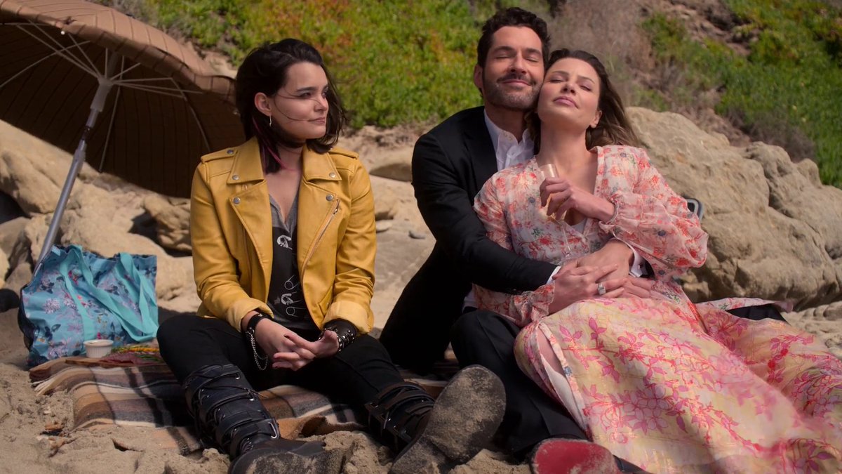 oocdeckerstar's tweet photo. https://t.co/KINeYBbZ0U