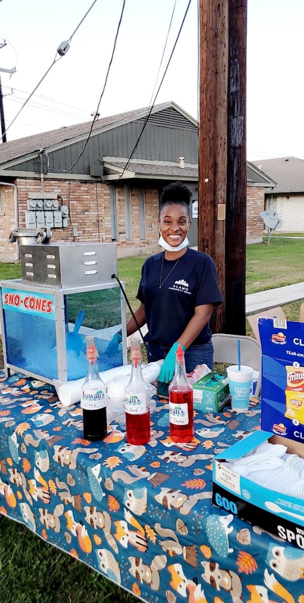 What a great movie night at the #SpringfieldManorApts. Make sure to get with our Resident Coordinators to find out the latest events and activities.