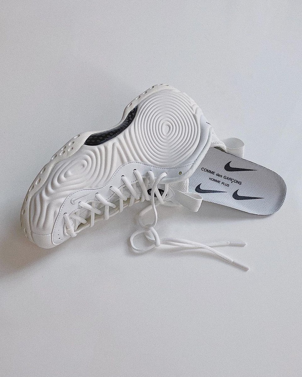 JustFreshKicks tweet picture