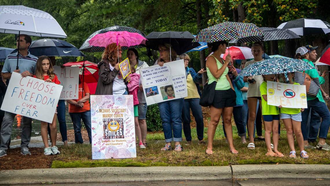 nckhui's tweet photo. Conservative activists upset after NC principal won’t exempt kindergartner from mask rule. Parent taped phone call of Powell Elementary principal saying he needed to see child’s medical records &amp; talk to her pediatrician. #wcpss #nced #coronavirus #ncpol 
https://t.co/ygxF4GthyV https://t.co/S4kjgNU78K