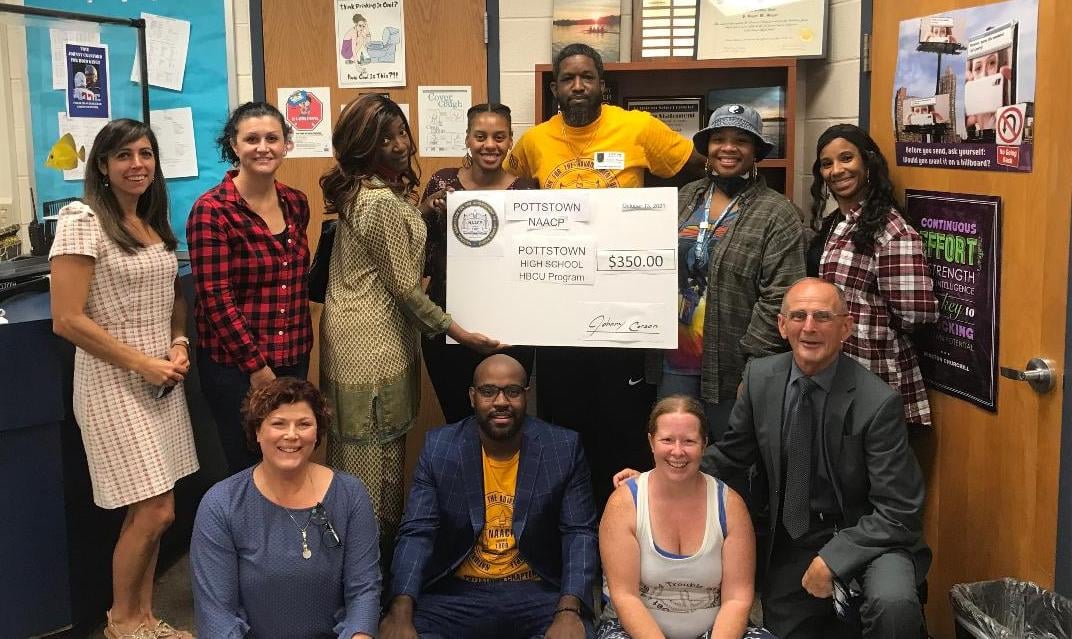 JohnJarmato's tweet photo. Donations support college tours. PHS students visit schools in several states including HBCU. Thanks to NAACP&amp;PHS grad Emanuel Wilkerson @PSDRODRIGUEZ @PottstownNews @LauraLyJohnson @TEMPLE_NAACP @kenlawrencejr @RepCiresi @YW3CA @CouncilLindsay @PADeptofEd @HBCUPrideNation https://t.co/Yq7YcKANiS