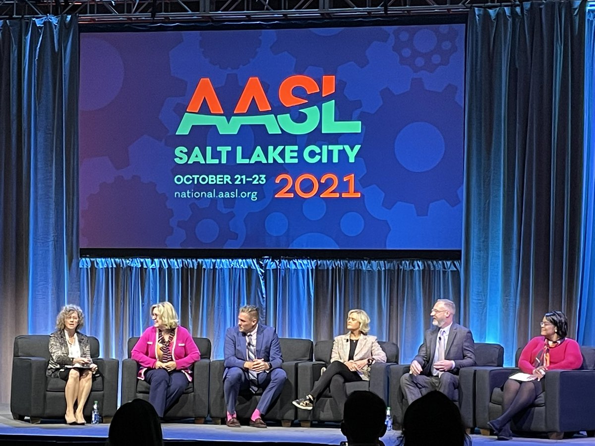 Powerful presentation fr this amazing group of admins about #schoollibrarian partnerships “You are some kids’ best hope!” Championing the role of #librarians! @aasl #aasl21 @ctcasl #srmsct @SRMSLLC