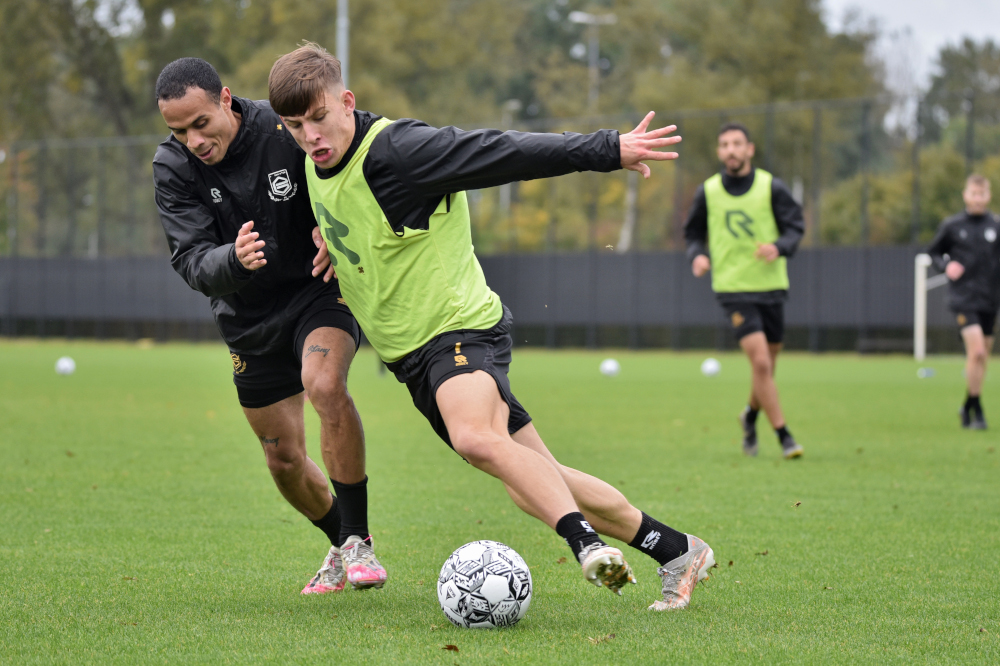 FC Groningen tweet media