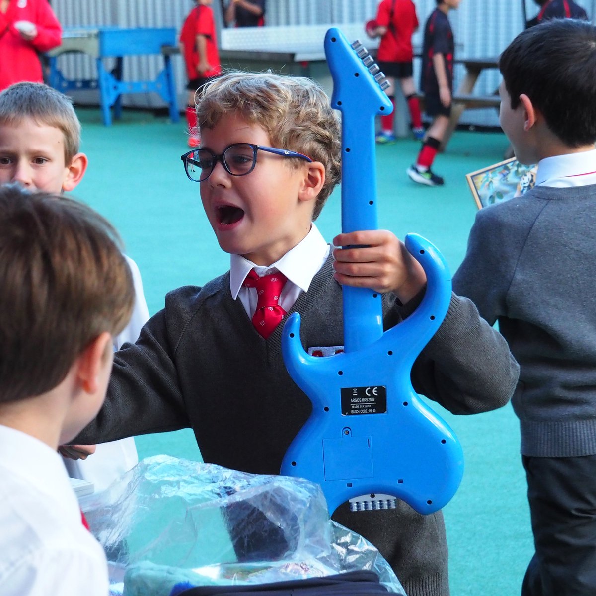 NCSOxford's tweet photo. Charity Week has been a hive of activity, with games, the cake competition, staff v pupils basketball, and the bring &amp; buy sale raising over £1200 for @autismAFS! https://t.co/FVB8Yoymu5 https://t.co/AjckawHYl2