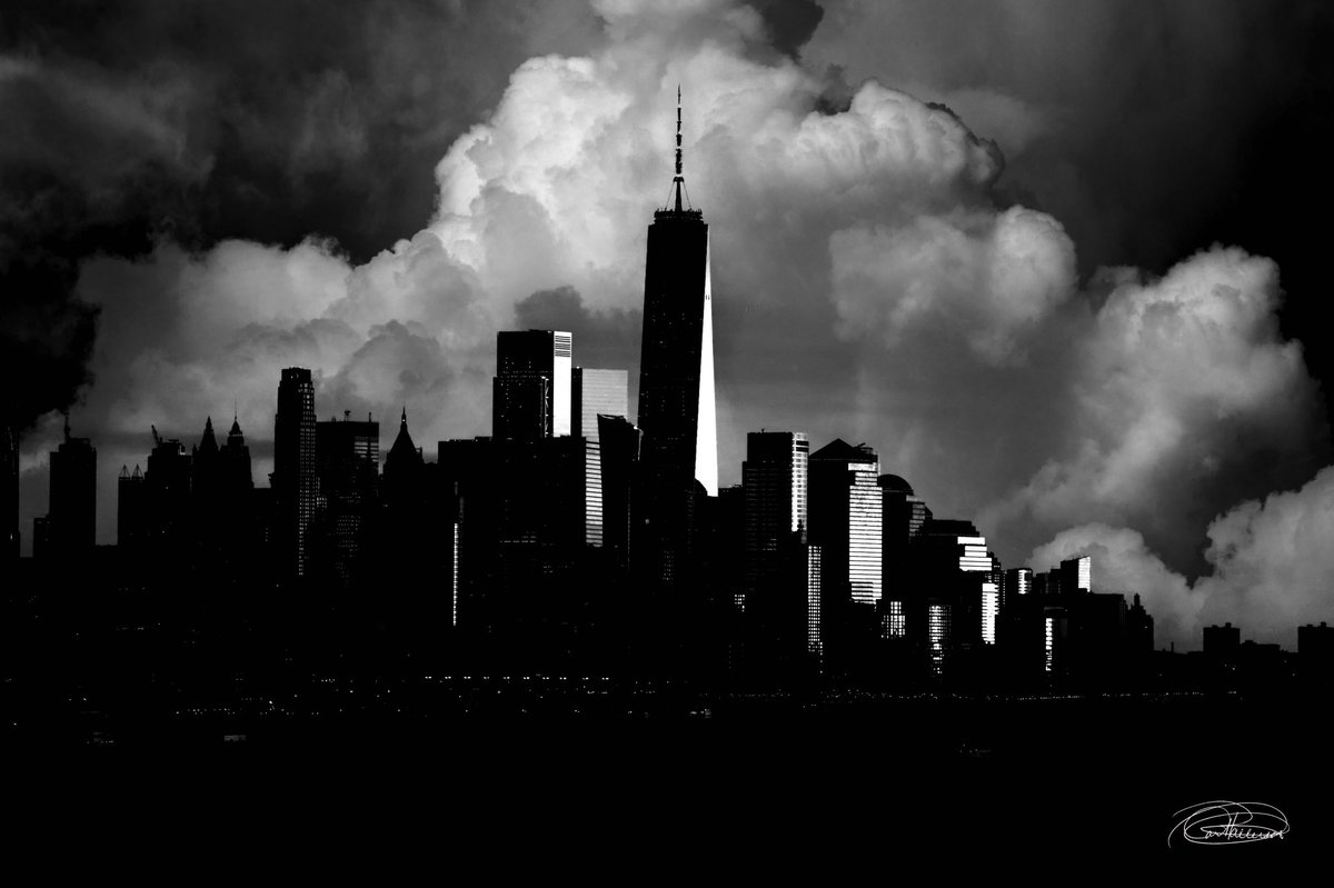 CP_Photonet's tweet photo. #NYC https://t.co/5Fl3AN6CTL