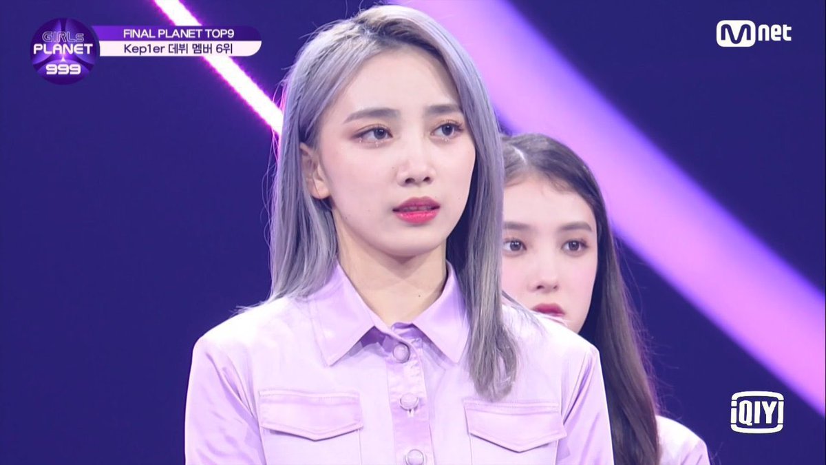 มันน่าเสียดายตรงที่น้องสอบติดมหาลัยดังของจีนแต่น้องเลือกที่จะสละสิทธิ์แล้วมารายการนี้อ่ะ น้องบอกว่าโอกาสสุดท้ายของน้องแล้วถ้าไม่ได้เดก็จะกลับไปเรียนต่อ แล้วอาจจะไม่ได้เหนน้องบนสเตจอีก เคารพในการตัดสินใจน้อง ต่อไปขอให้ได้เดินในสายทางดอกไม้นะ🤍 #GirlsPlanet999 #SuRuiqi