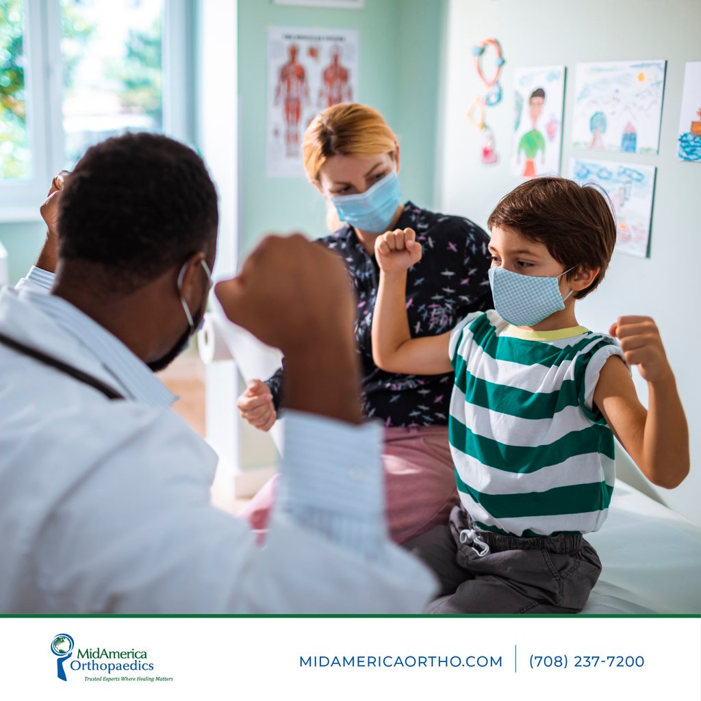 MidAmericaOrtho's tweet photo. At MidAmerica pediatric specialists explain all available treatment options, discuss the benefits and risks of each, and provide an expert opinion on the best course of action for your child. #orthopaedic #specialist #wellness
Click the link to learn more: https://t.co/f69dpJjCDv https://t.co/wA2oMS3I1q