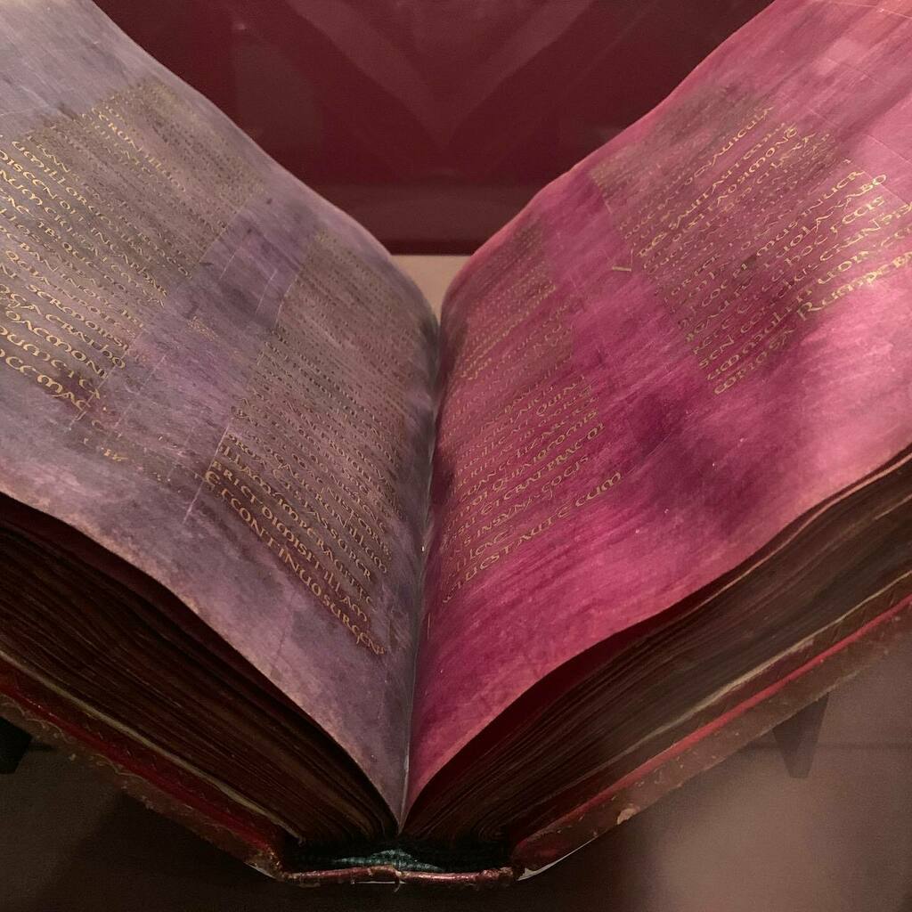 herman_nick_'s tweet photo. #Thrilled and #dazzled at the #launch of #ImperialSplendor: The Art of the Book in the Holy Roman Empire, 800–1500 AD @themorganlibrary, curated by @josh_odriscoll and Jeffrey Hamburger (on through January 23rd). A symphony of #purple and #gold, but also… https://t.co/6SHNsp0MXv https://t.co/oHd0lzeKLt