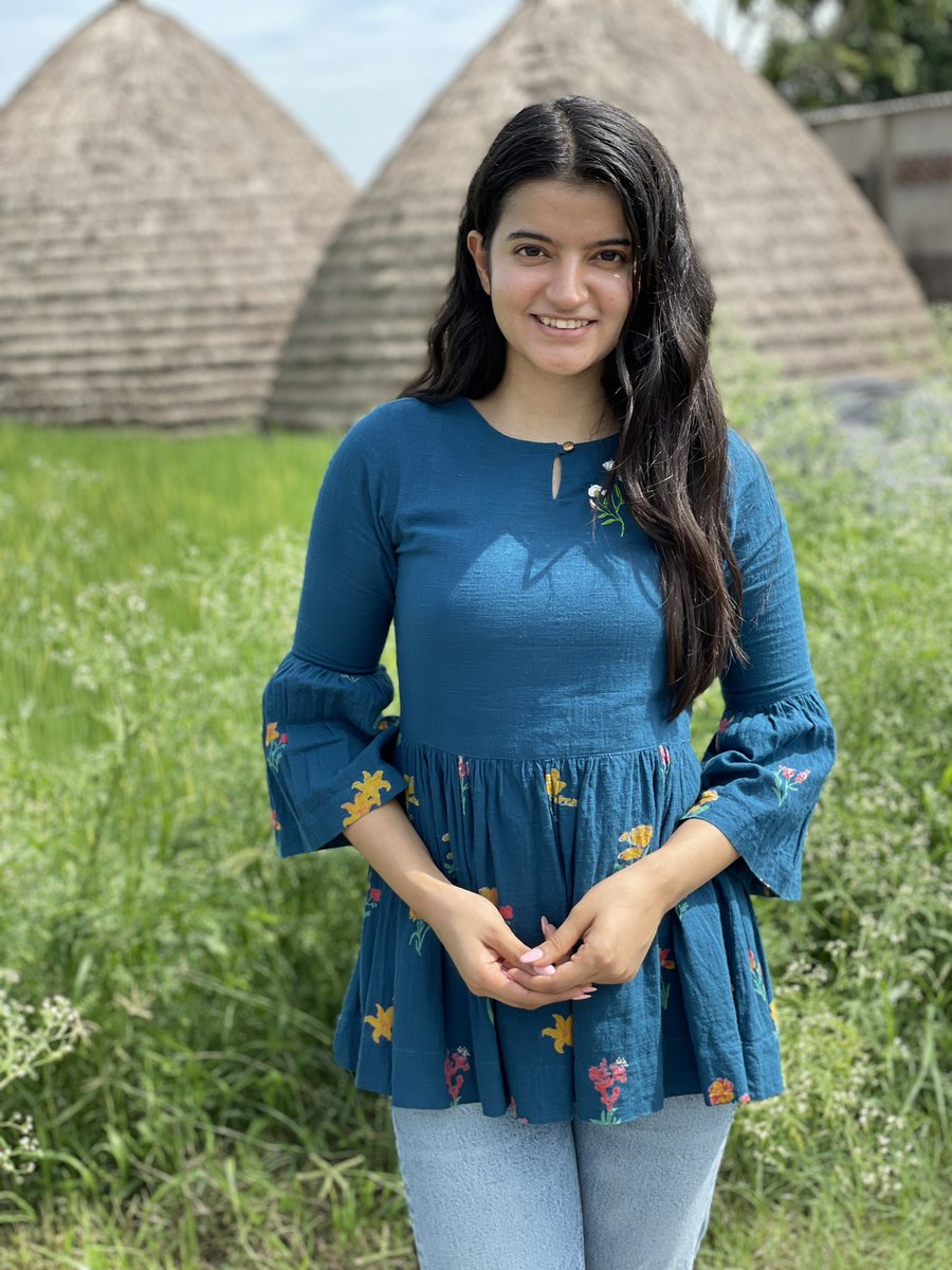 Drishtiofficial's tweet photo. The best part of my job at #womenMadecraft is that I get to experience the rich culture of rural India and meet some incredible women who are a beacon of hope for a better India and their ability to smile through their difficulties is something we can all learn from. #WMCwomen https://t.co/zJMSQtrhdC