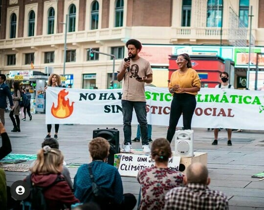Ayer en Madrid estuvimos en este encuentro sobre descolonización y justicia climática. 
Leímos "Descolonización ante el racismo ambiental y el ecologismo blanco" link ⬇️
<a href="/PlazaPueblos/">PlazadelosPueblos</a> <a href="/Descolonicemon1/">✳️🇵🇸 Asamblea Descolonicémonos #RegularizacionYa</a> <a href="/juanpablogutier/">Juan Pablo Gutierrez</a> @garcialopezyei1 <a href="/FridayForMadrid/">Fridays For Future Madrid</a> <a href="/esXrebellion/">Extinction Rebellion Spain</a> <a href="/survivalesp/">Survival International - en español</a>