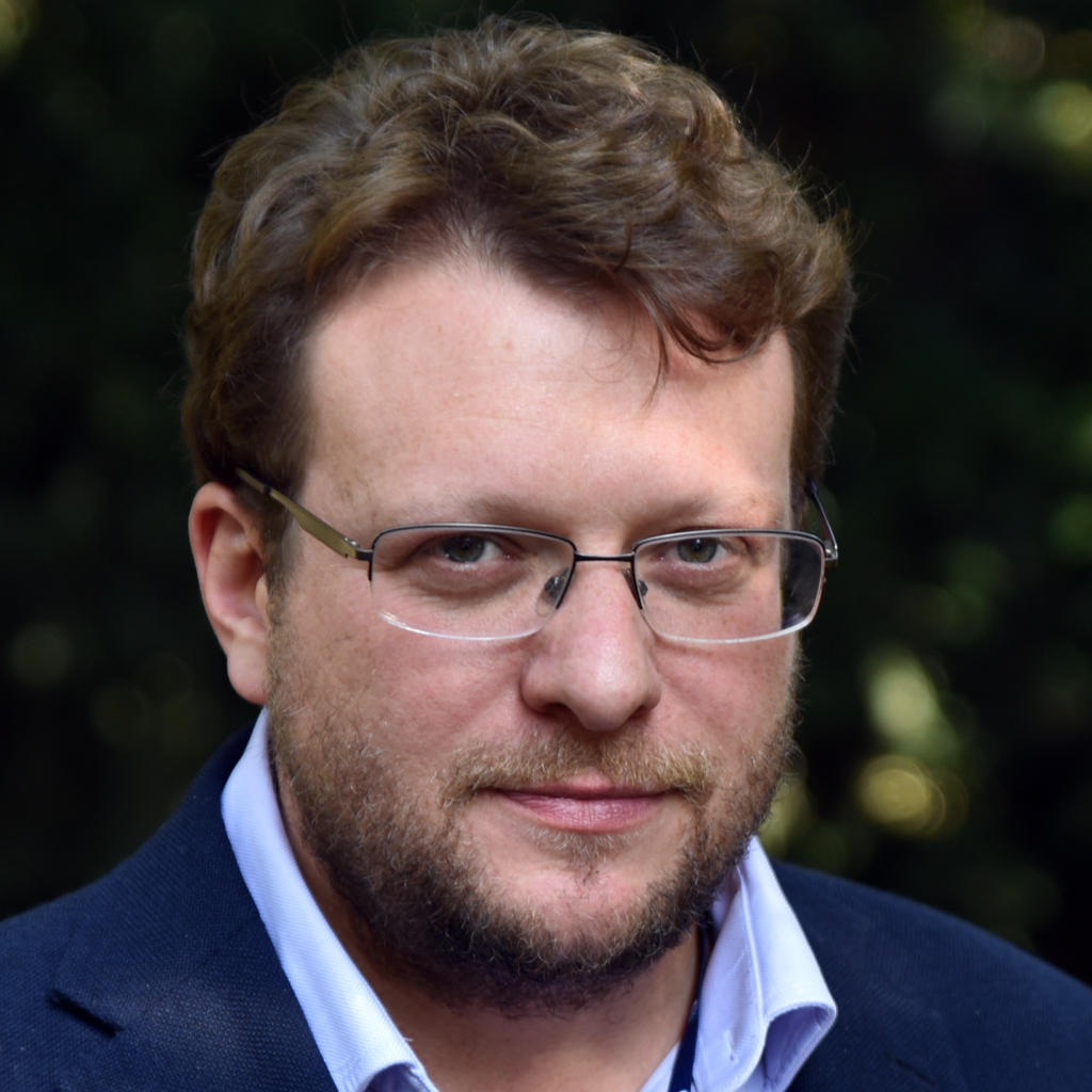 JewishRen's tweet photo. Last chance to book for the first of our virtual Spies, Lies &amp; Secret Missions series tonight with historian @PeterPomeranzev. Discover the Jewish refugees who created British anti-Nazi propaganda.

🎟️ FREE | 🕕 8pm 
https://t.co/YtpQMaZX6D

Hosted w/ @LyonsLearning &amp; @IOFestival https://t.co/KdtEv7BSz9