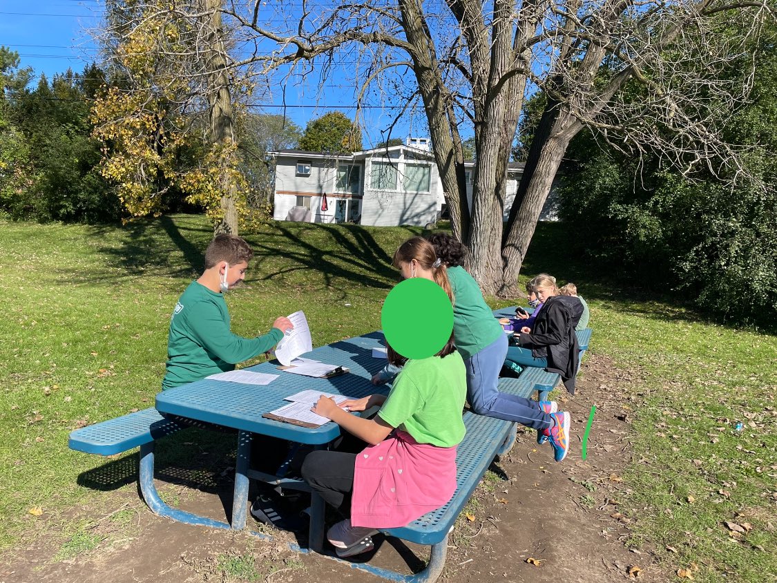 Working on Notice and Note Signpost “AHa Moments” Enjoying the sun too! <a href="/EastHills4_8/">East Hills</a> <a href="/Kieselpeeps/">Kiesel Peeps</a> #signposts