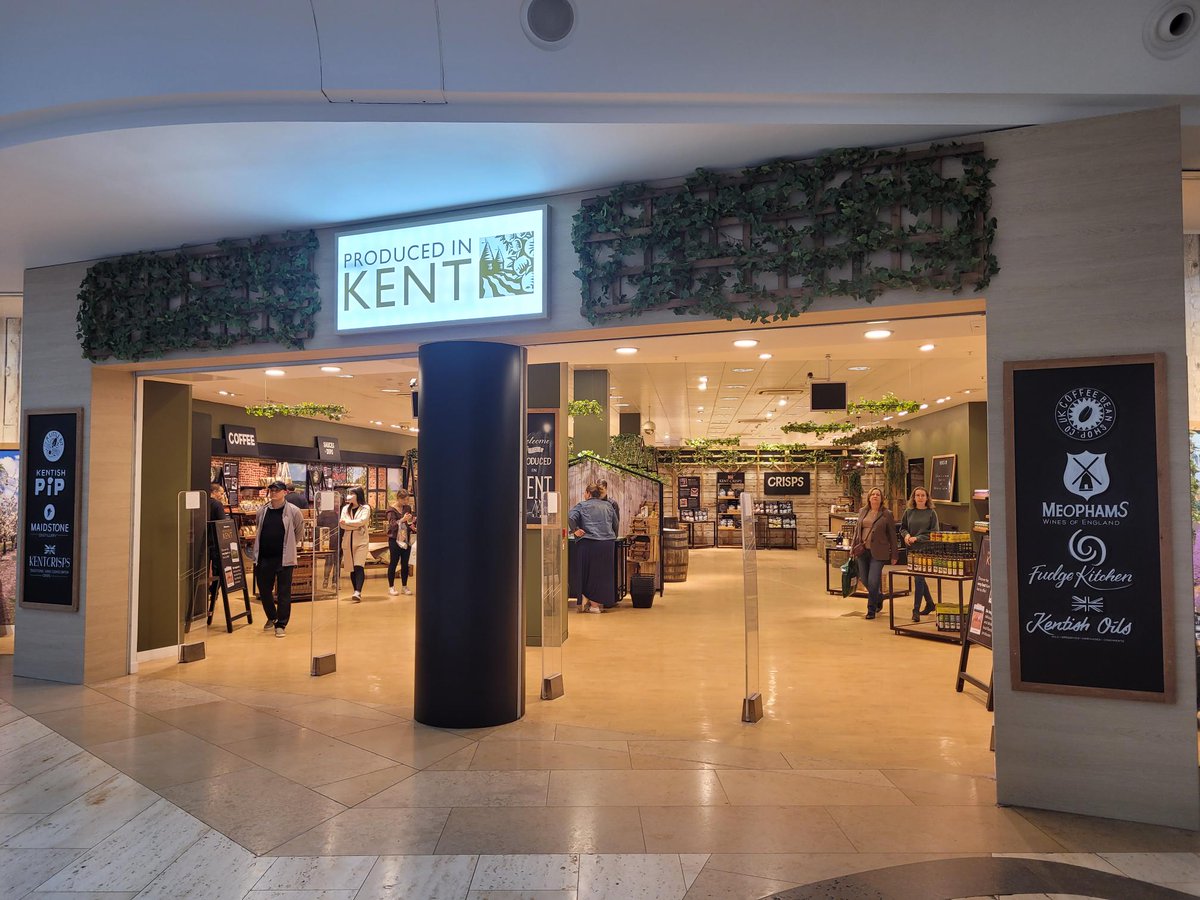 ProducedinKent's tweet photo. Produced in Kent at Bluewater is Open! 
Pop in &amp; have a snoop. You'll find it on the Lower Thames Walk towards House of Fraser. 
Read more: https://t.co/6v2gOQzJBT

@TweetBluewater @KentCrisps @KentishOils @KentishPipCider @fudgekitchen @MStoneDistiller @Meophams #pinkatbluewater https://t.co/lgYJc4yIIe