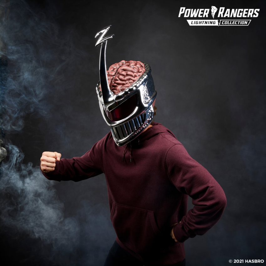 HasbroPulse's tweet photo. Check out the #PowerRangers #LightningCollection Lord Zedd Helmet! Available for pre-order today beginning at 4:00pm ET for Hasbro Pulse Premium Members and 5:00pm ET for all fans! Each sold separately. #MMPR https://t.co/VN6ZMBbj1T