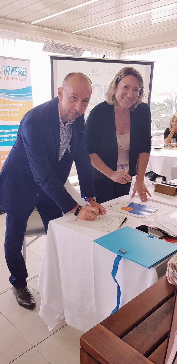 FTravail_06's tweet photo. Signature d'une convention avec @CEVL06270 Olivier Boutin et l'agence @pole_emploi de Cagnes-sur-Mer. Une volonté partagée de renforcer notre collaboration afin de réussir les recrutements et être au plus près des besoins des entreprises adhérentes #CEVL #TousMobilises #emploi https://t.co/F0VIOEeHRE