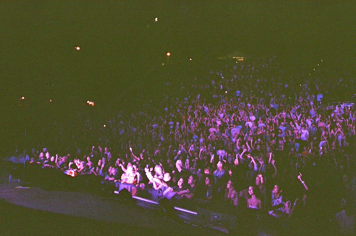 princessbeerstn's tweet photo. “I’m afraid concerts spoil people for everyday life.” - L.M. Montgomery

🎞 by me 

#35mm #portra400 #staynexttometour https://t.co/ENbw5BTdx8