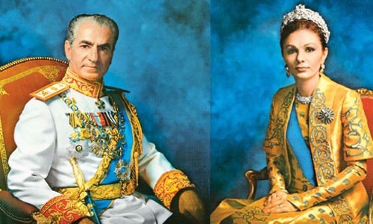 مادر ایران زمین عُلیاحضرت شهبانو فرح پهلوی <a href="/ShahbanouFarah/">FARAH PAHLAVI - فرح پهلوی</a> در گفتگوی آنلاین با مرکز مطالعات خاورمیانه دانشگاه هاروارد فرمودند؛ 
ما در آن دوران تلاش کردیم به مردم نشان دهیم کیستند و چه دارند!