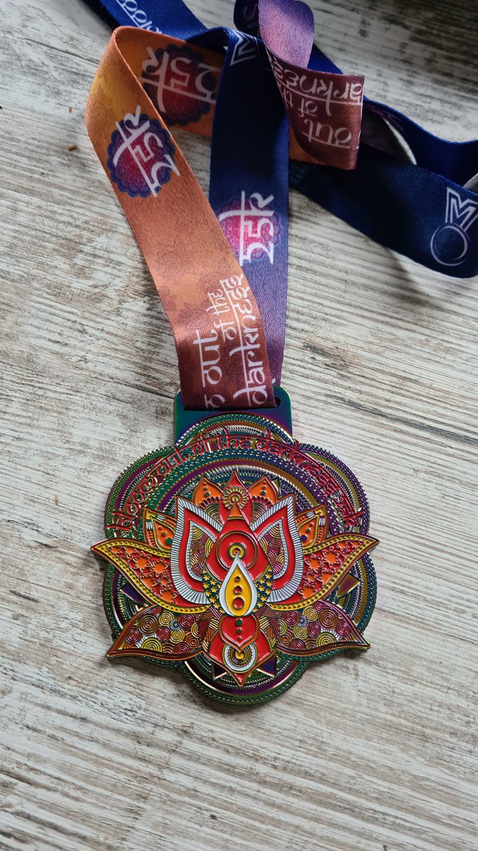 Tanjah1701's tweet photo. My #BloomOutOffTheDarkness medal has arrived today 😍 @MedalMadUK
I love it! ❤️

#VirtualRunner #BeatYesterday #25km https://t.co/gQlBU7imzy