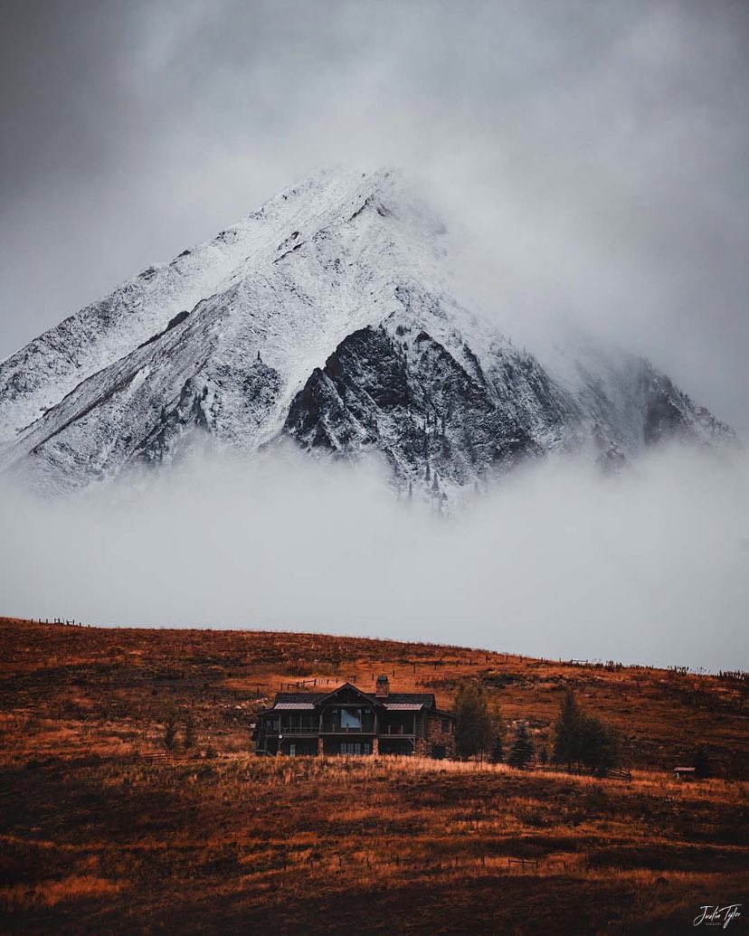 Winter is coming ❄️ I hope you’re ready! #nftphotography #NFTphotographers