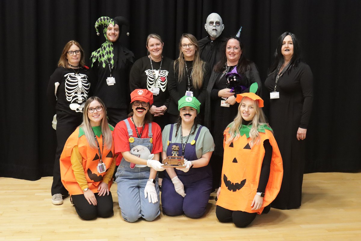 AcklamGrange's tweet photo. We want to wish all of our staff and students an amazing half term break! 

Thank you for all your hard work during this first half term 🙌 https://t.co/8ExSFhFyF1