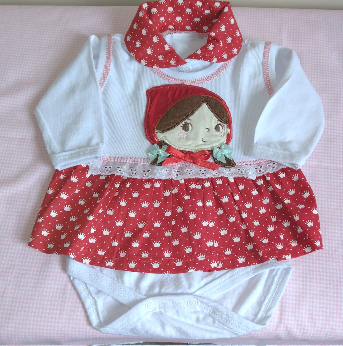 ChiariniLiamara's tweet photo. Body personalizado , chapeuzinho vermelho ❤️ https://t.co/hiBcym6vt1