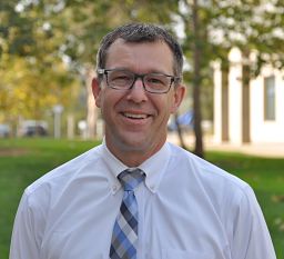 Dr Ix joined UCSD after residency and fellowship at UCSF.  He is the Division Chief and leads the division's T32 training program in nephrology.
His research interests cover a wide clinical research range in kidney health
pubmed.ncbi.nlm.nih.gov/?term=ix+jh&so…