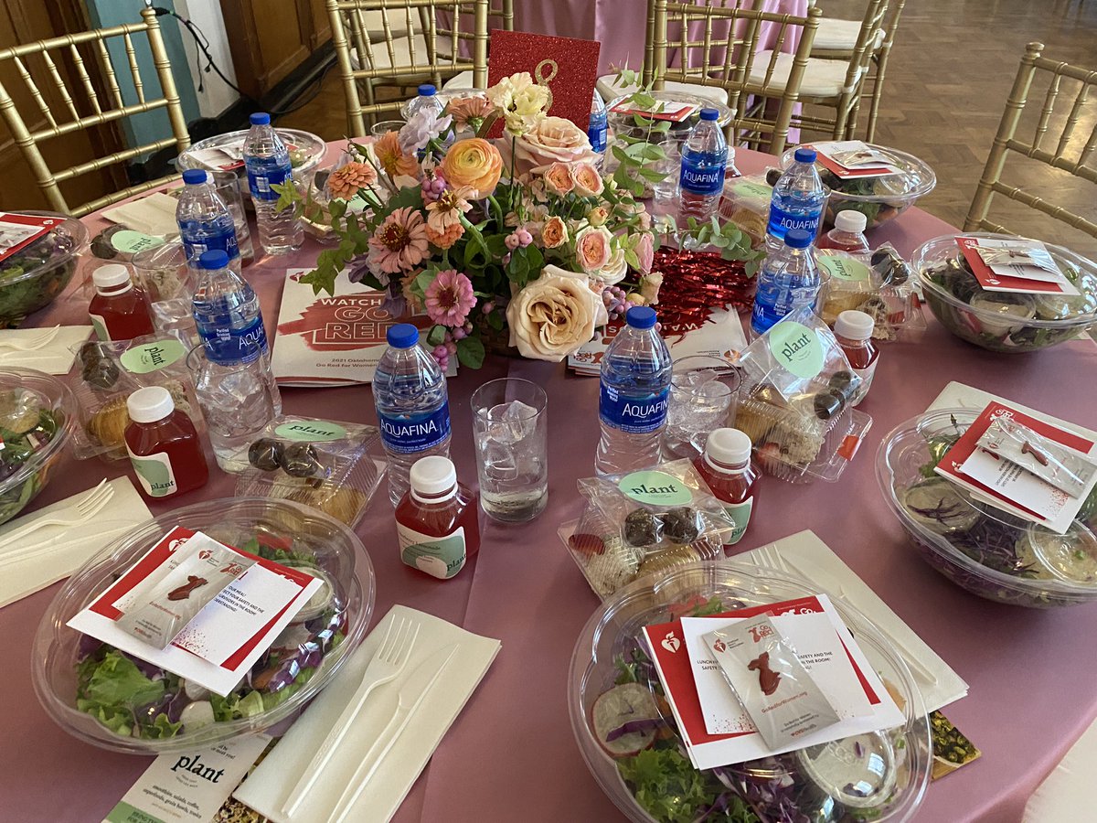 wsuares's tweet photo. My first time at an event at Meinders Hall of Mirrors, and WOW! Gorgeous space for this year’s Go Red for Women luncheon. #OKCGoRed https://t.co/JiQrjwvbn6