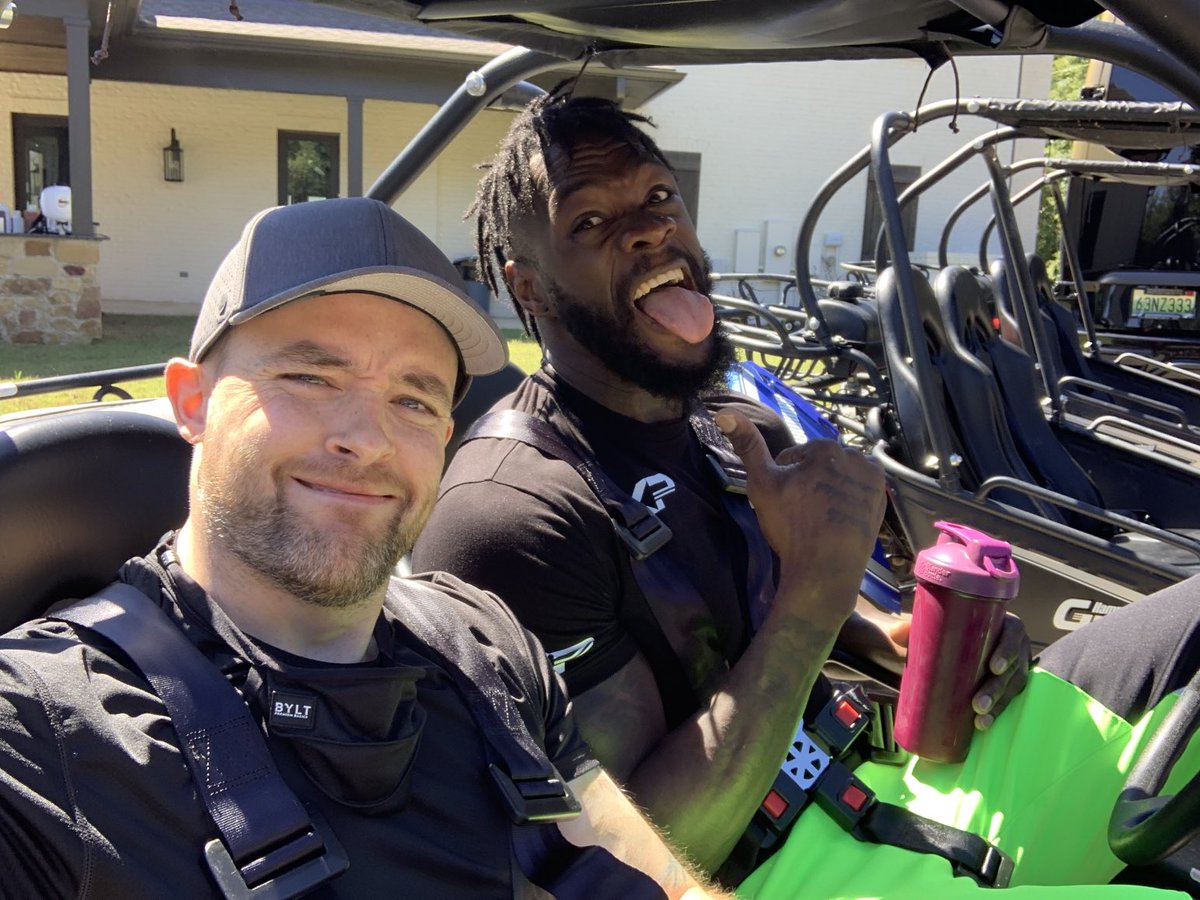 RyanHafey's tweet image. Happy birthday to the one and only DEONTAY ⁦@BronzeBomber⁩ WILDER!! #BombZquad