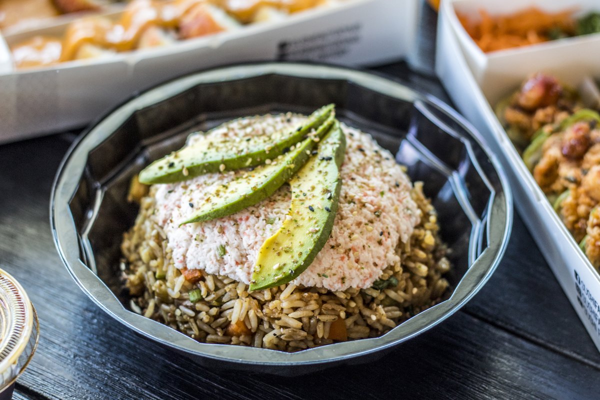 Sushi_Factory's tweet photo. Un platillo para todos los paladares. Yakimeshi Especial
.
.
.
#yakimeshi #sushifactory #fabricandotuantojo #esparami https://t.co/8FBml0CgFF