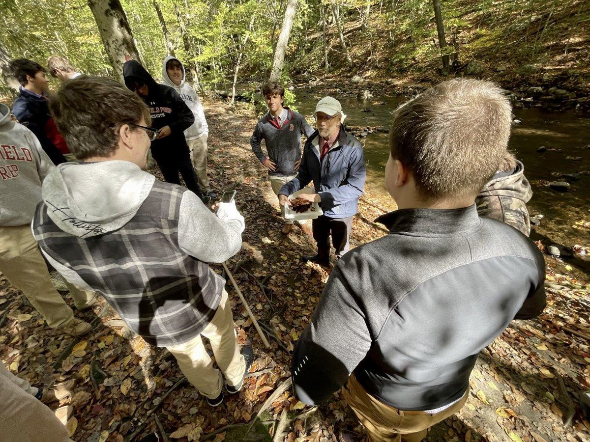 fairfieldprep's tweet image. Environmental Science class explored the Cascades in Fairfield, and evaluated freshwater stream quality through chemical, physical and biological parameters.  Teacher Bob Ford Jr. used a D-net to collect benthic invertebrates, bugs who live under the stream! #PrepSTEM #BeIgnited