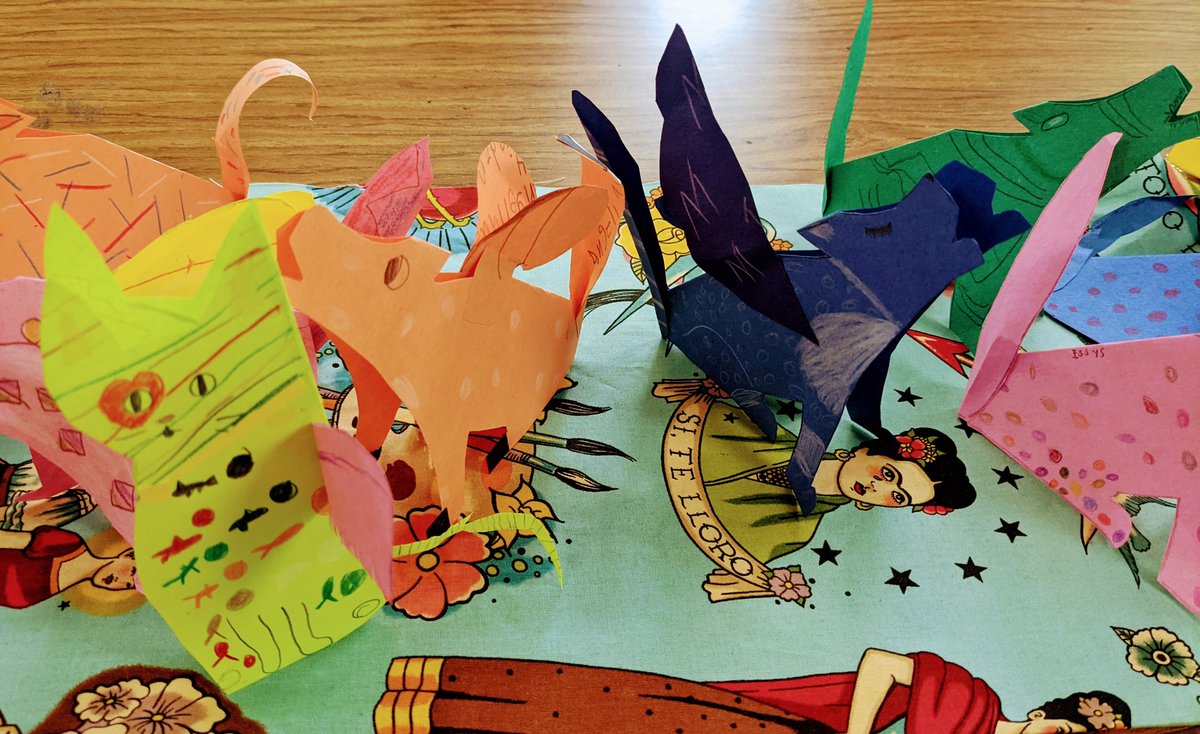 voyage_into_art's tweet photo. Check out these cute 3D #Alebrijes that we made in honor of #HispanicHeritageMonth #ilovevickery #LISDVISUALARTS https://t.co/NuofDt3G08
