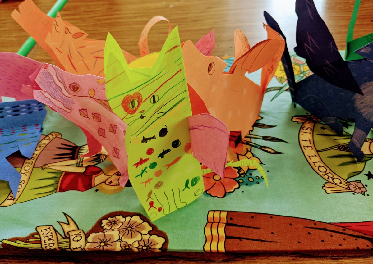 voyage_into_art's tweet photo. Check out these cute 3D #Alebrijes that we made in honor of #HispanicHeritageMonth #ilovevickery #LISDVISUALARTS https://t.co/NuofDt3G08