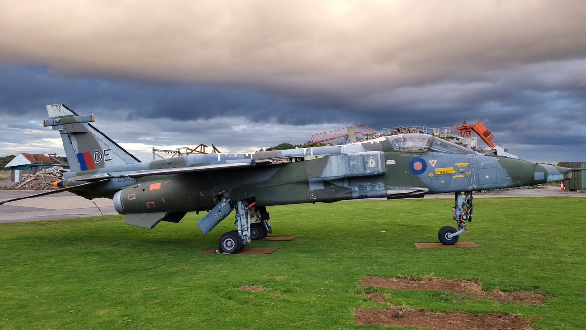 LFR Training tweet media