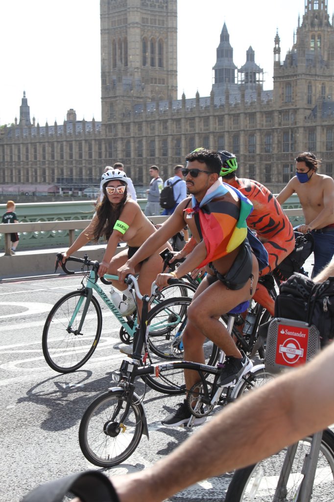 NaturistSatyr's tweet photo. London #WNBR2021 

#gaynaturist #gaynudist #gayartist #naturistartist #nudemodel #naturist #naturiste #naturista #nudist #nudiste #nudista 

https://t.co/6WD7nKoawC https://t.co/VViOHB40xm
