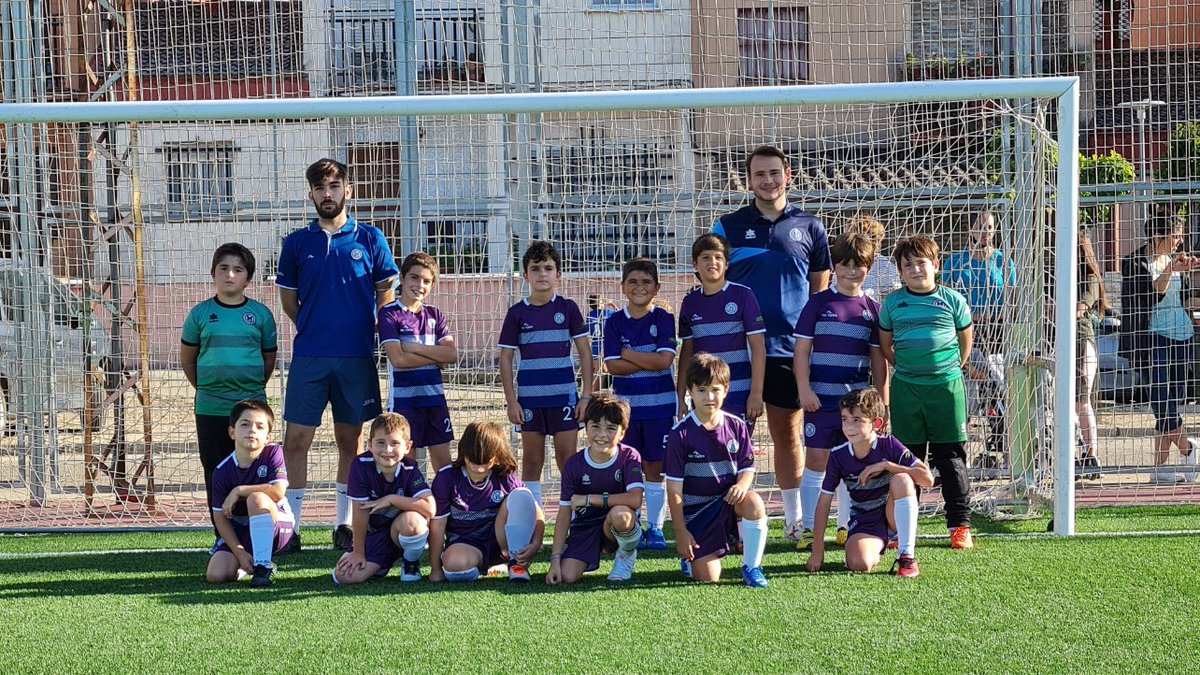 Gran estreno en la liga con victoria para el benjamín Maristas C sobre el Cerro de Reyes
Buena trabajo chicos
#enhorabuena 
#activaTconMaristas #badajoz #aupaMaristas #maristas #futbolmaristasbadajoz #cdmaristasbadajoz