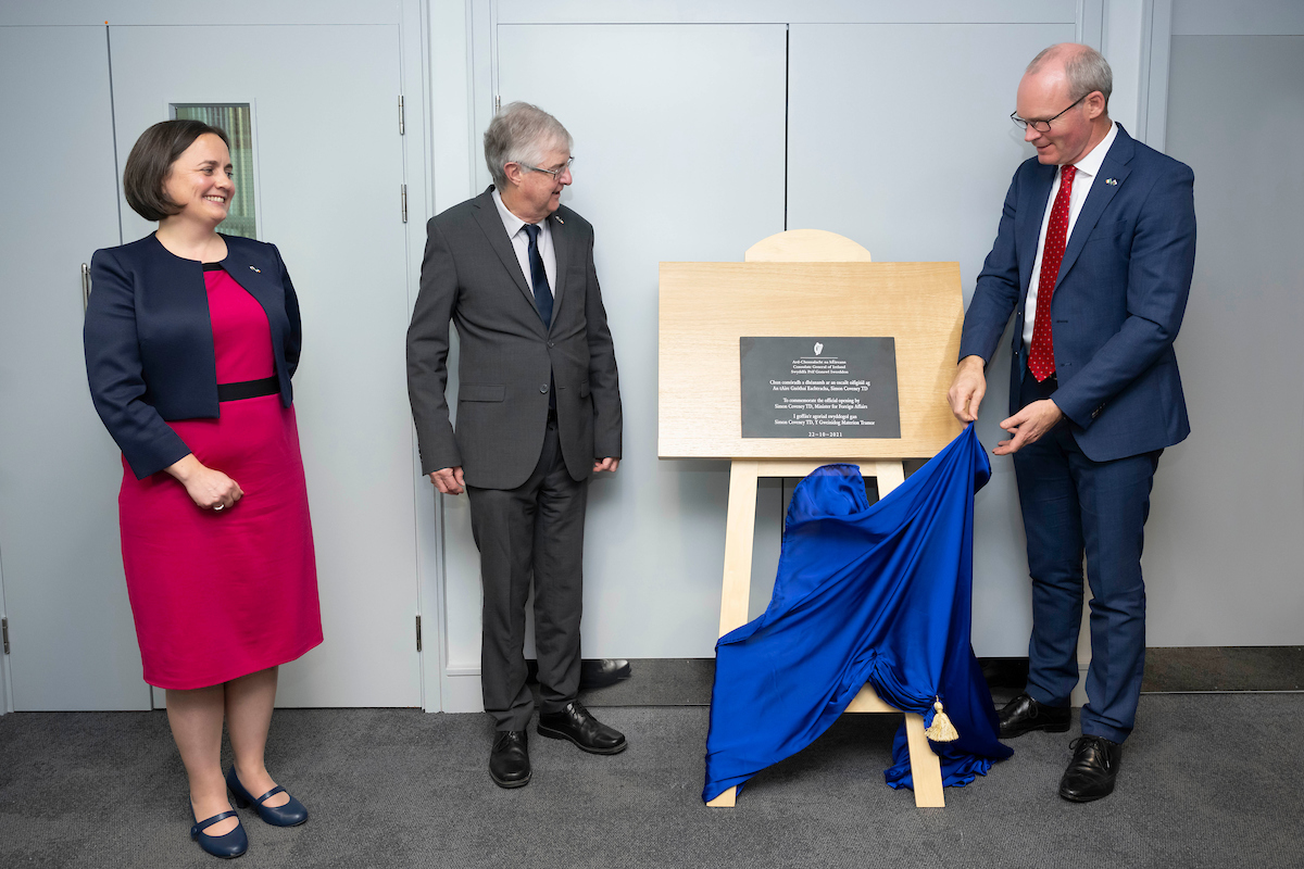 A fantastic way to end the day! @fmwales attended the official opening of the Irish Consulate in Cardiff. 

We have worked closely with @irelandinwales and look forward continuing working together to strengthen and grow connections between our nations 🏴󠁧󠁢󠁷󠁬󠁳󠁿 🇮🇪