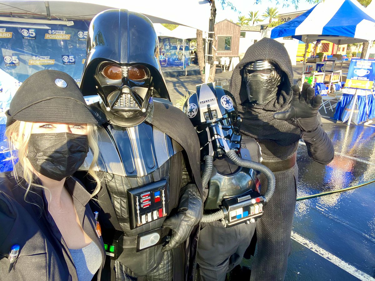 __e8__'s tweet photo. #Darkside car washing crew at @PaulHortonCBS5 & @azfamily #Payitforward car wash 🧼 #StarWars #ICO #DSG #JunoEclipse #TheForceUnleashed #ID66296
@501stLegion @501stIOC @JRS501st @DuneSeaGarrison @501stSithLords https://t.co/biGtK4knoN